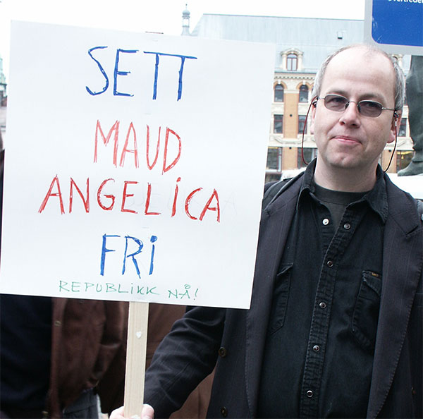 Sett Maud Angelica fri
